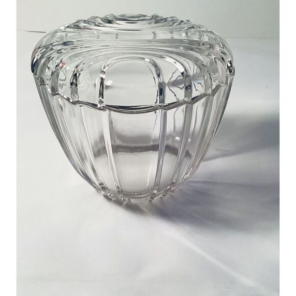 Vintage 24% Lead Cut Crystal Bowl Clear Candy Dish With Lid Germany - Picture 8 of 9